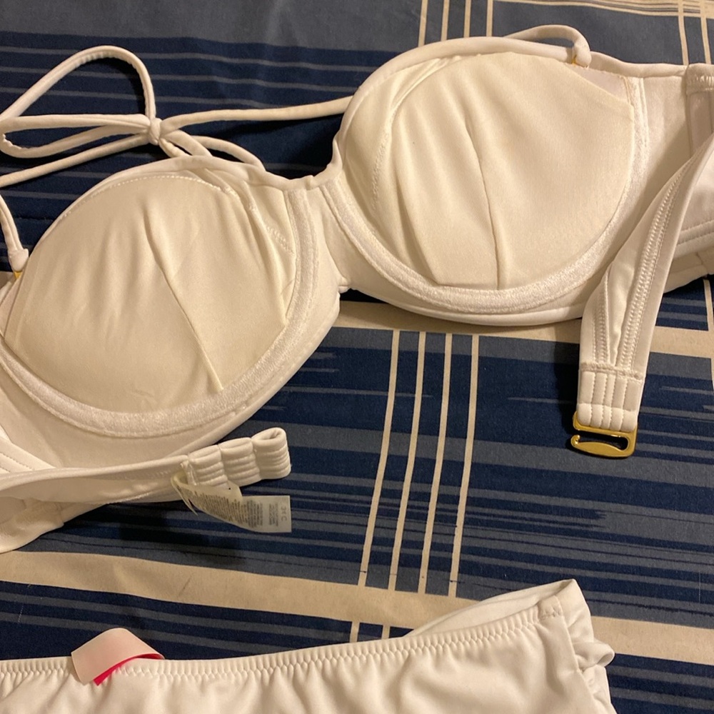 Victoria Secret Swimsuit Two pieces New Without Tag - Picture 3 of 5